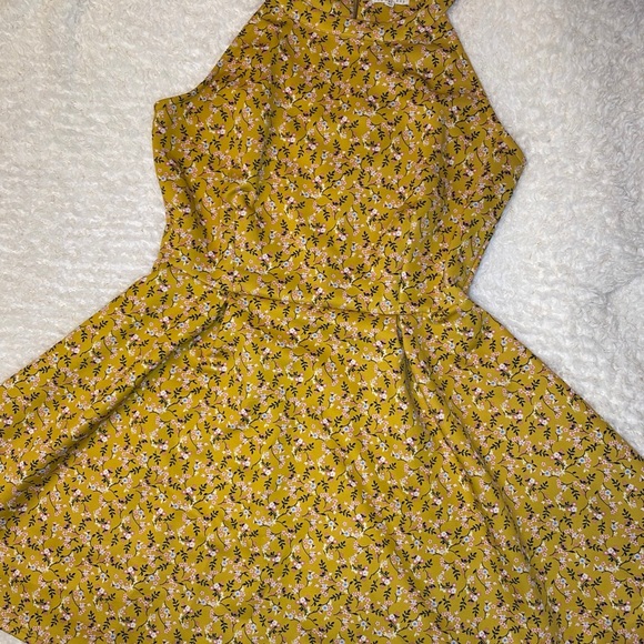 Copper Key Floral Dress - Picture 6 of 7